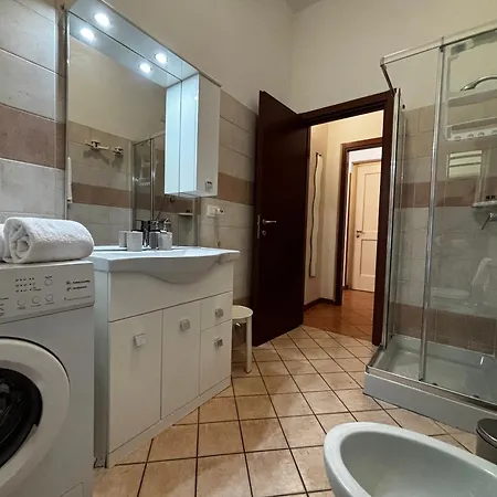 Gemma - Larihome A81 Apartman *